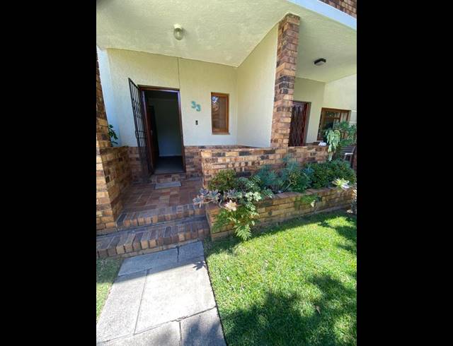 2 BEDROOM PROPERTY TO RENT IN KENILWORTH